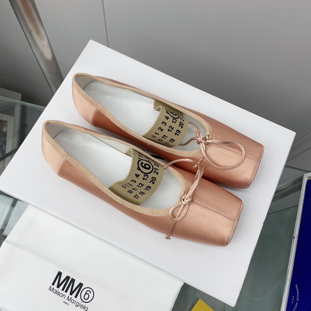 Maison Margiela MM6 Logo-strap Ballerina Shoes - everydesigner