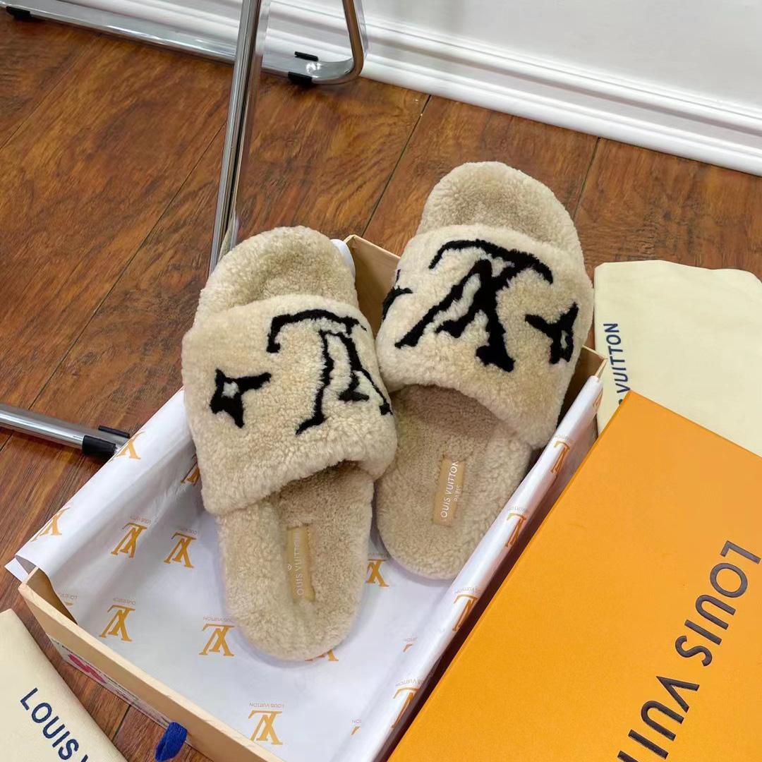 Louis Vuitton Shearling Slides - everydesigner