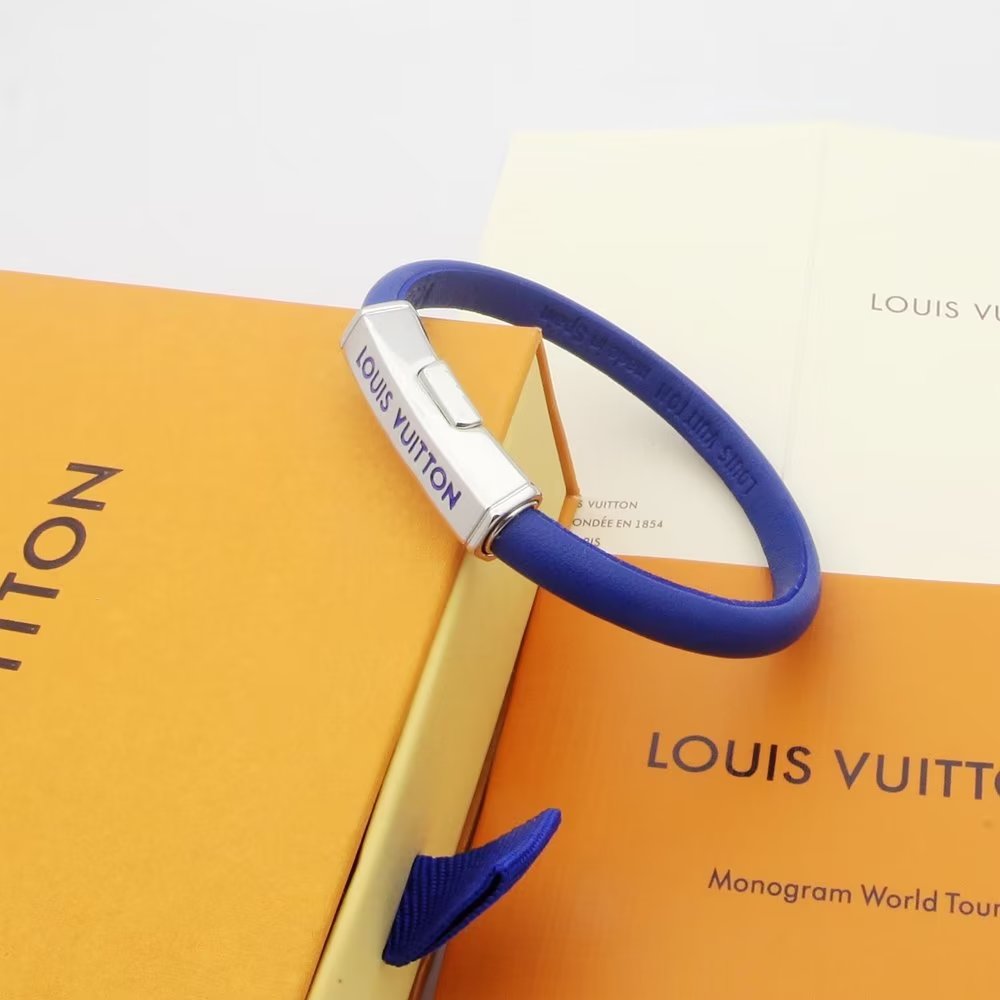 Louis Vuitton Clip It Bracelet     M8116E - everydesigner