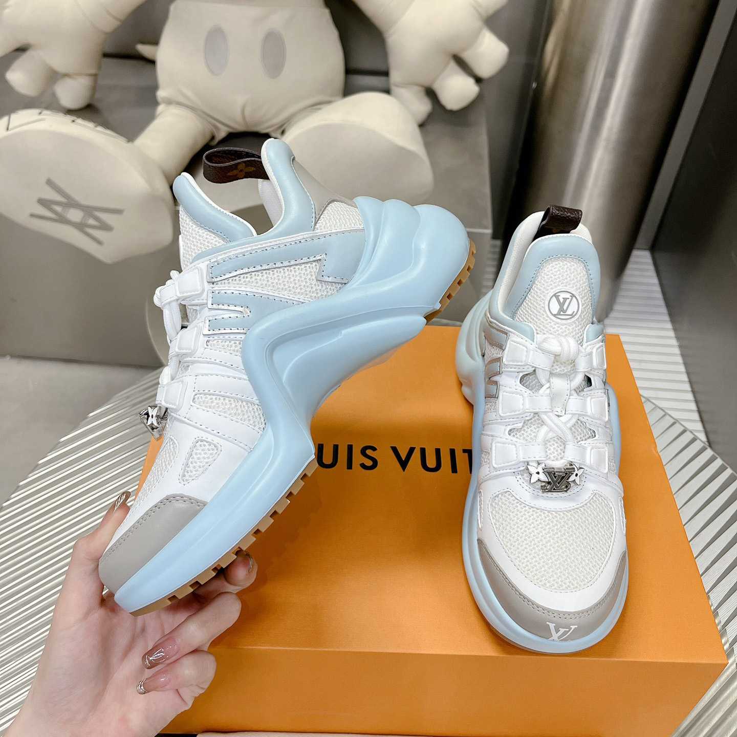 Louis Vuitton LV Archlight Sneaker     1AB154 - everydesigner