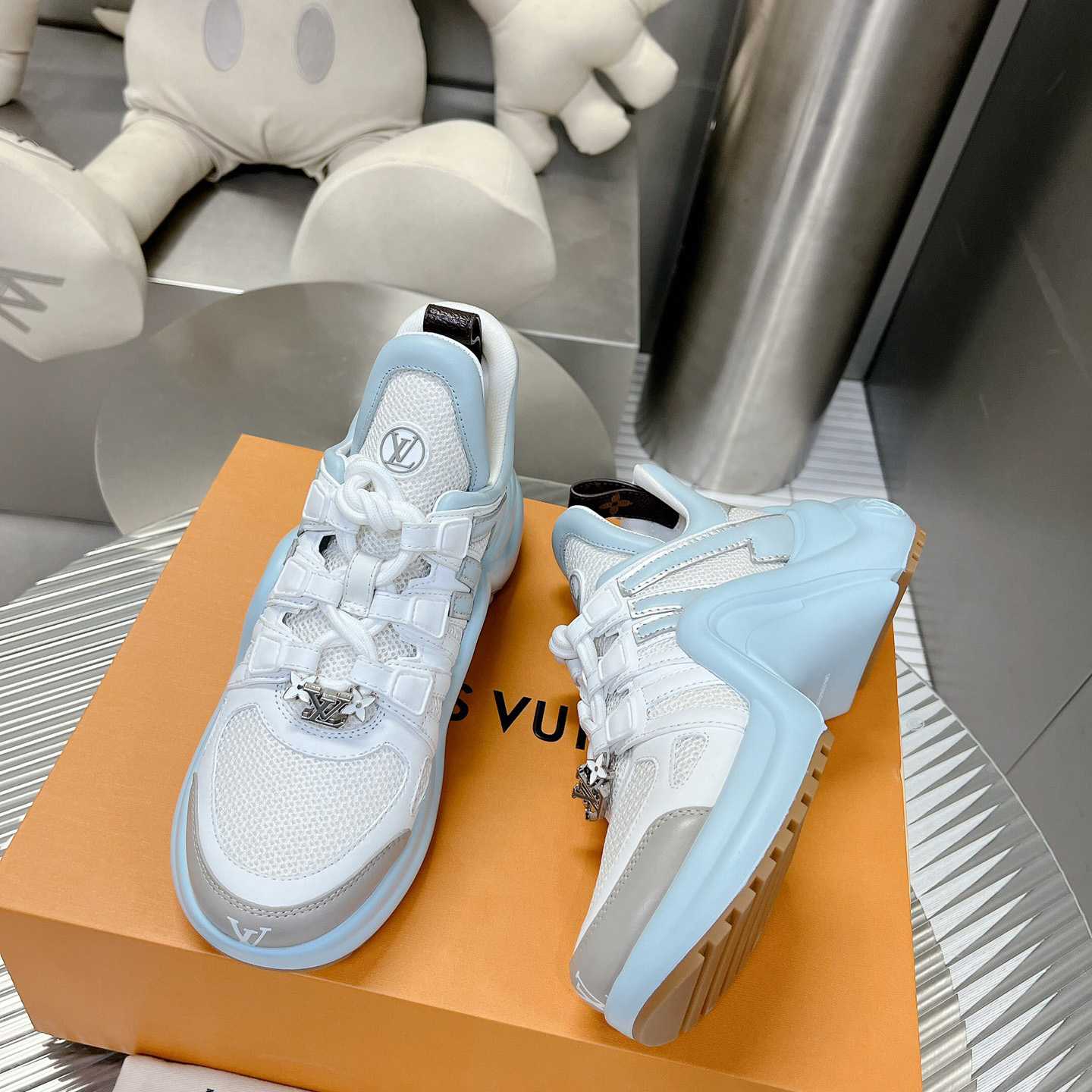 Louis Vuitton LV Archlight Sneaker     1AB154 - everydesigner