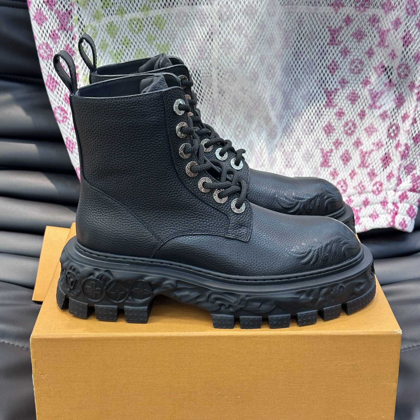 Louis Vuitton LV Baroque Ranger Boot    1AB8NG - everydesigner