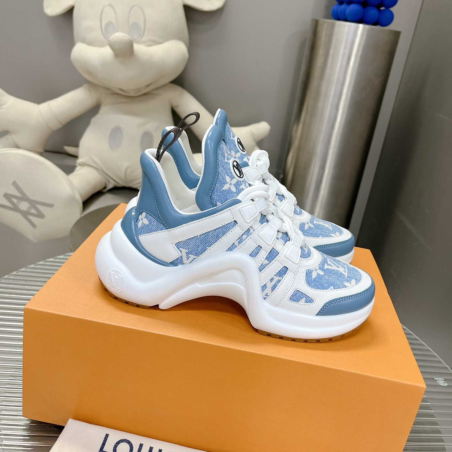 Louis Vuitton LV Archlight Sneaker     1AB30T - everydesigner