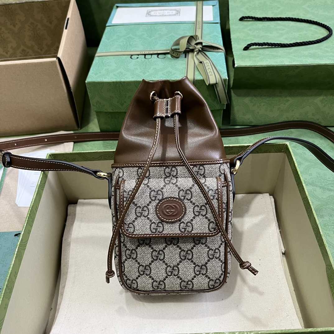 Gucci GG Mini Bucket Bag With Interlocking G - everydesigner