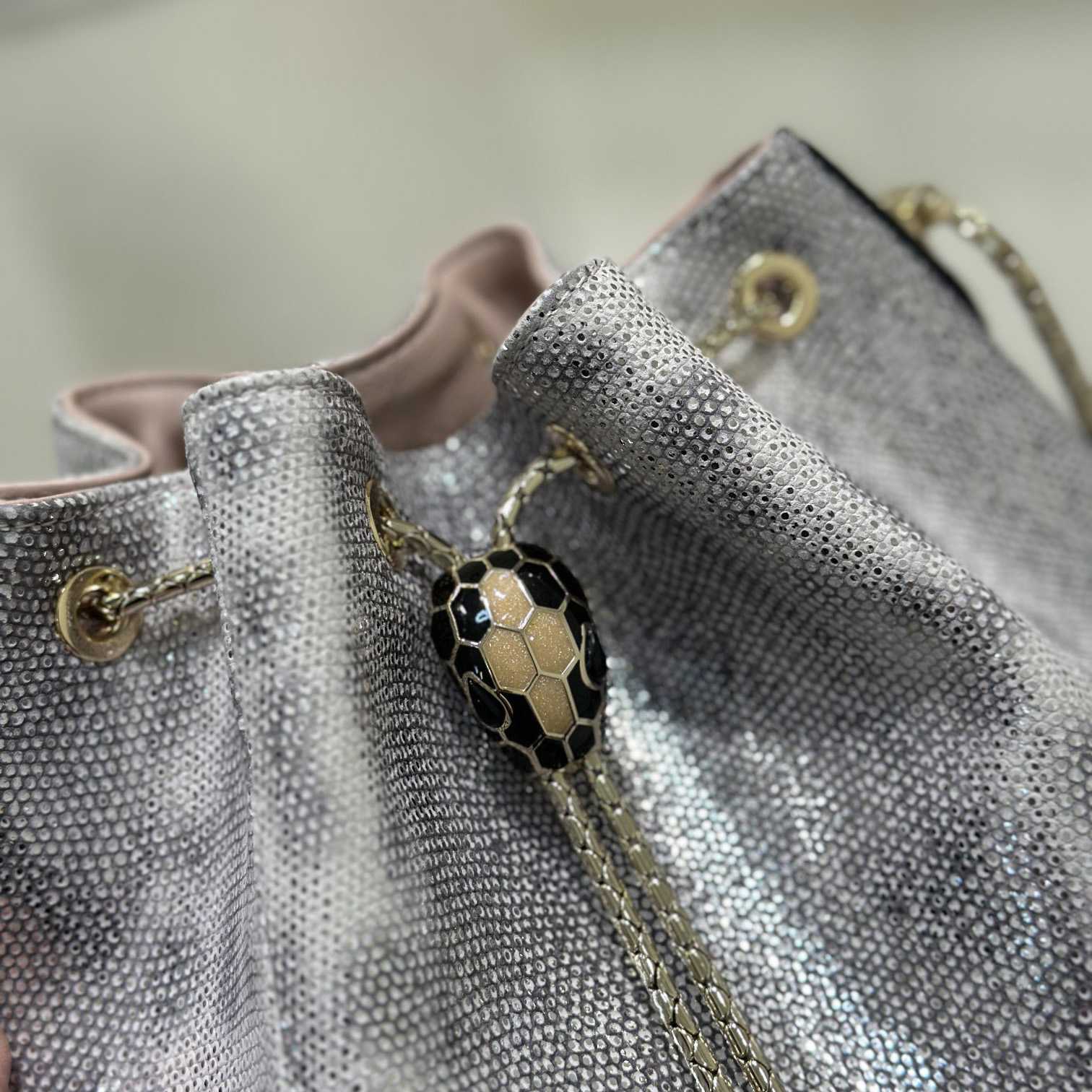 Bvlgari Serpenti Forever Bucket Bag - everydesigner