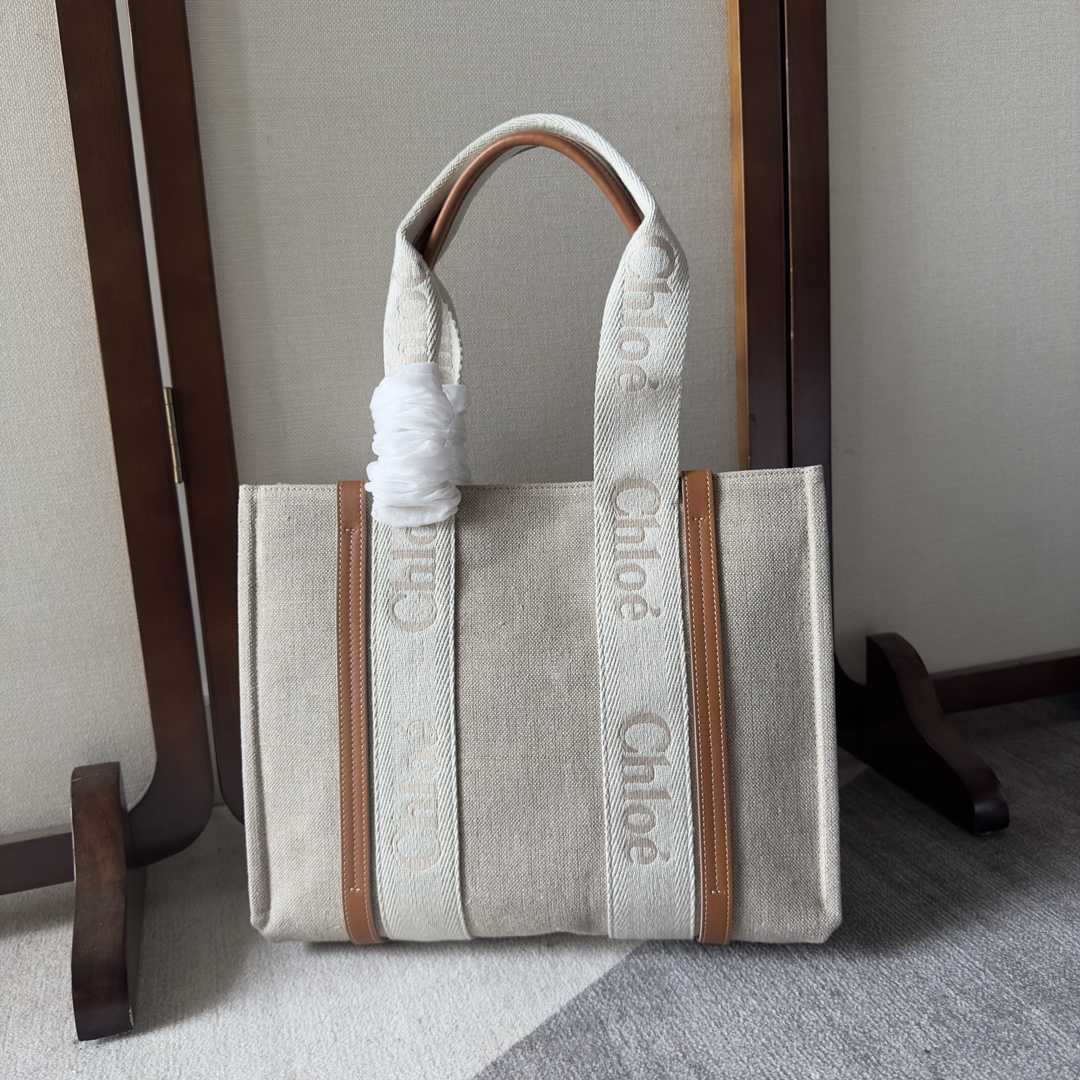 Chloe Small Woody Tote Bag (26.5*20*8cm) - everydesigner