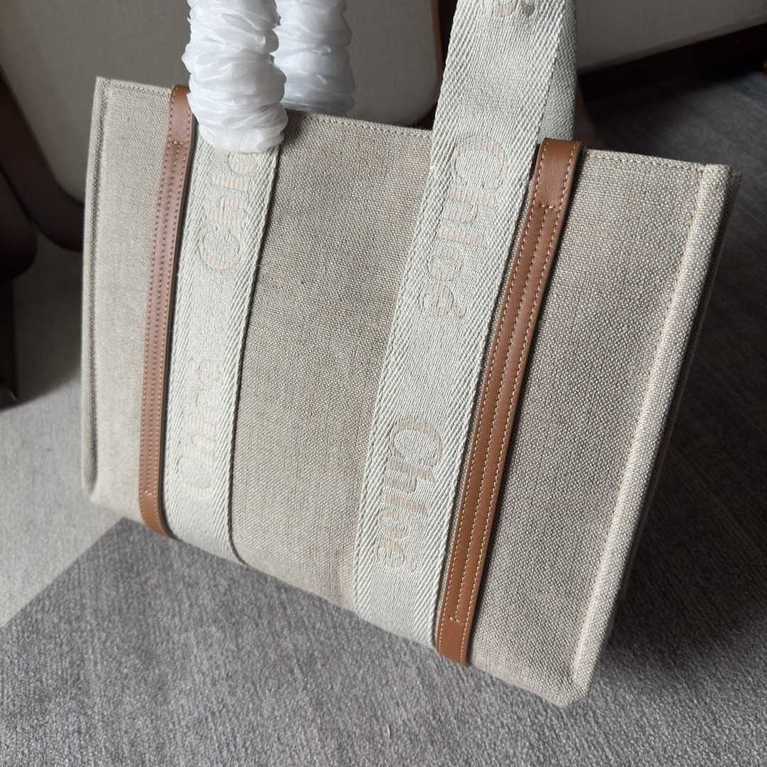 Chloe Small Woody Tote Bag (26.5*20*8cm) - everydesigner