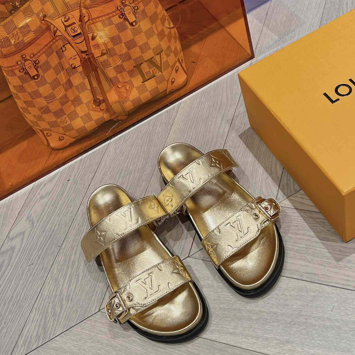 Louis Vuitton Bom Dia Flat Comfort Mules    - everydesigner