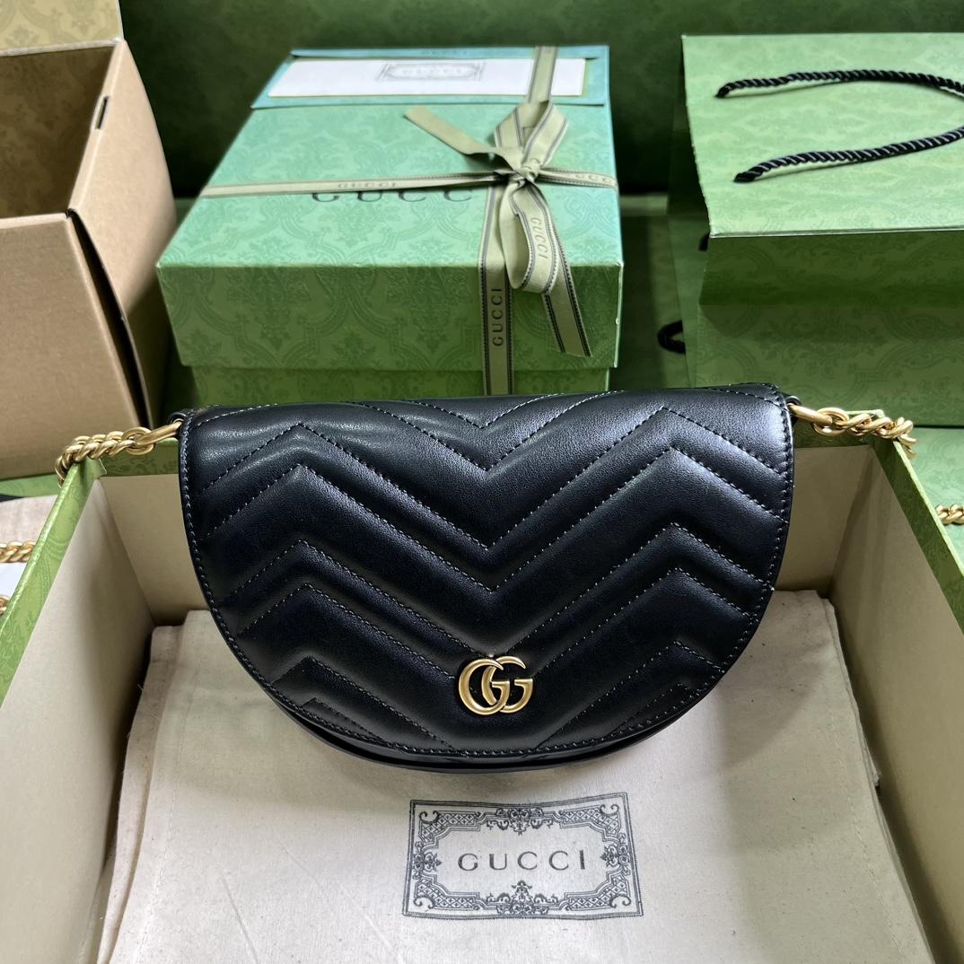 Gucci GG Marmont Matelasse Chain Mini Bag (20x 14.5x 4cm) - everydesigner