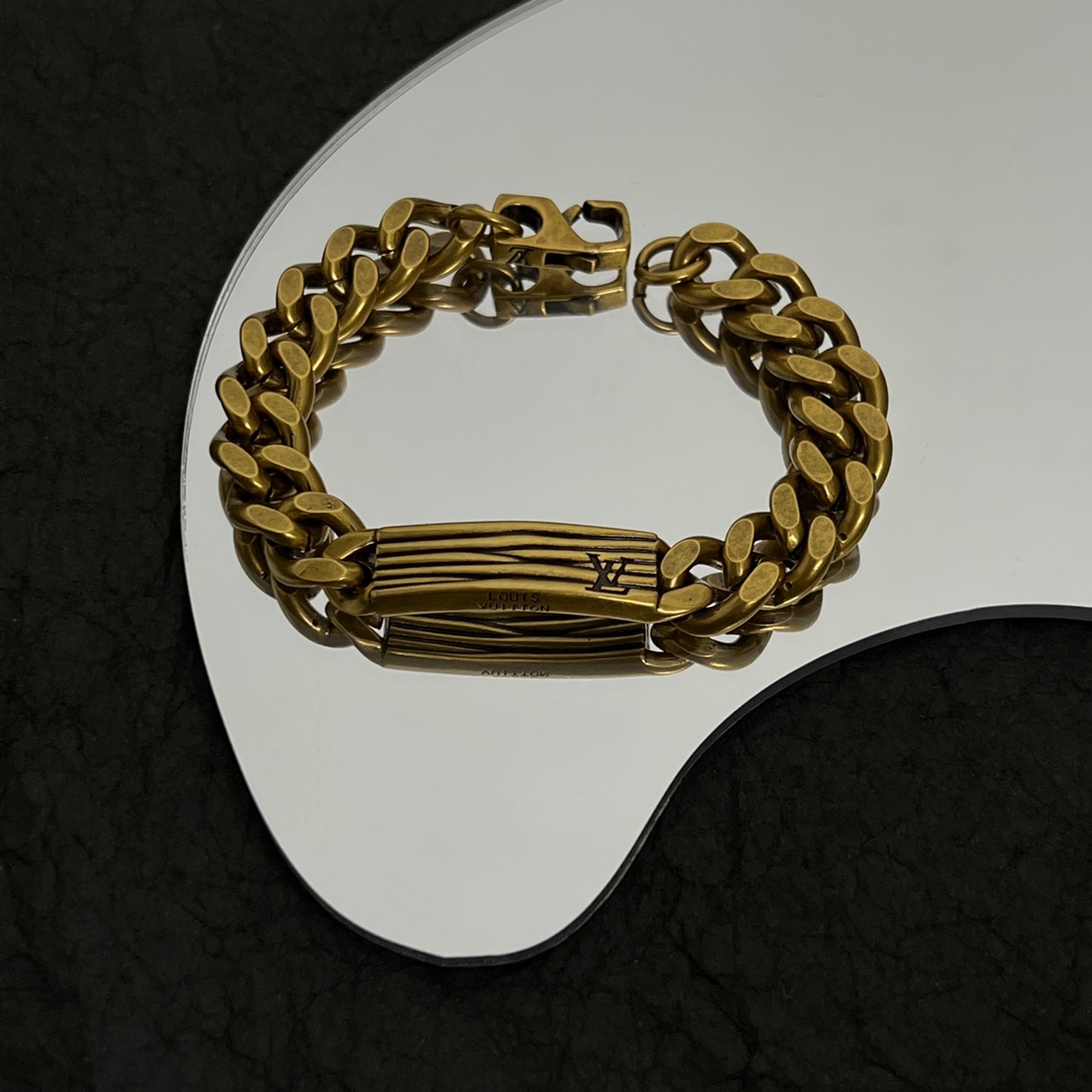 Louis Vuitton LV Epi Bracelet - everydesigner