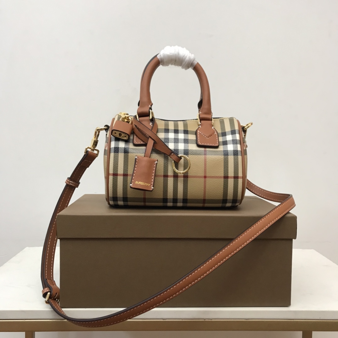 Burberry Check Mini Bowling Bag - everydesigner