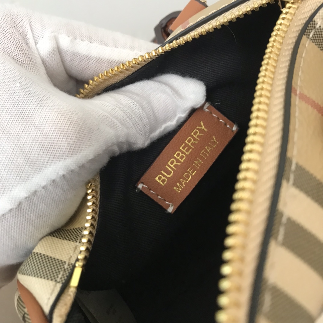 Burberry Check Mini Bowling Bag - everydesigner