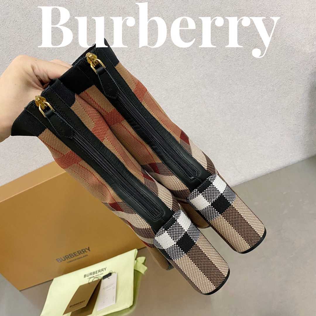 Burberry Knitted Check Sock Boots - everydesigner