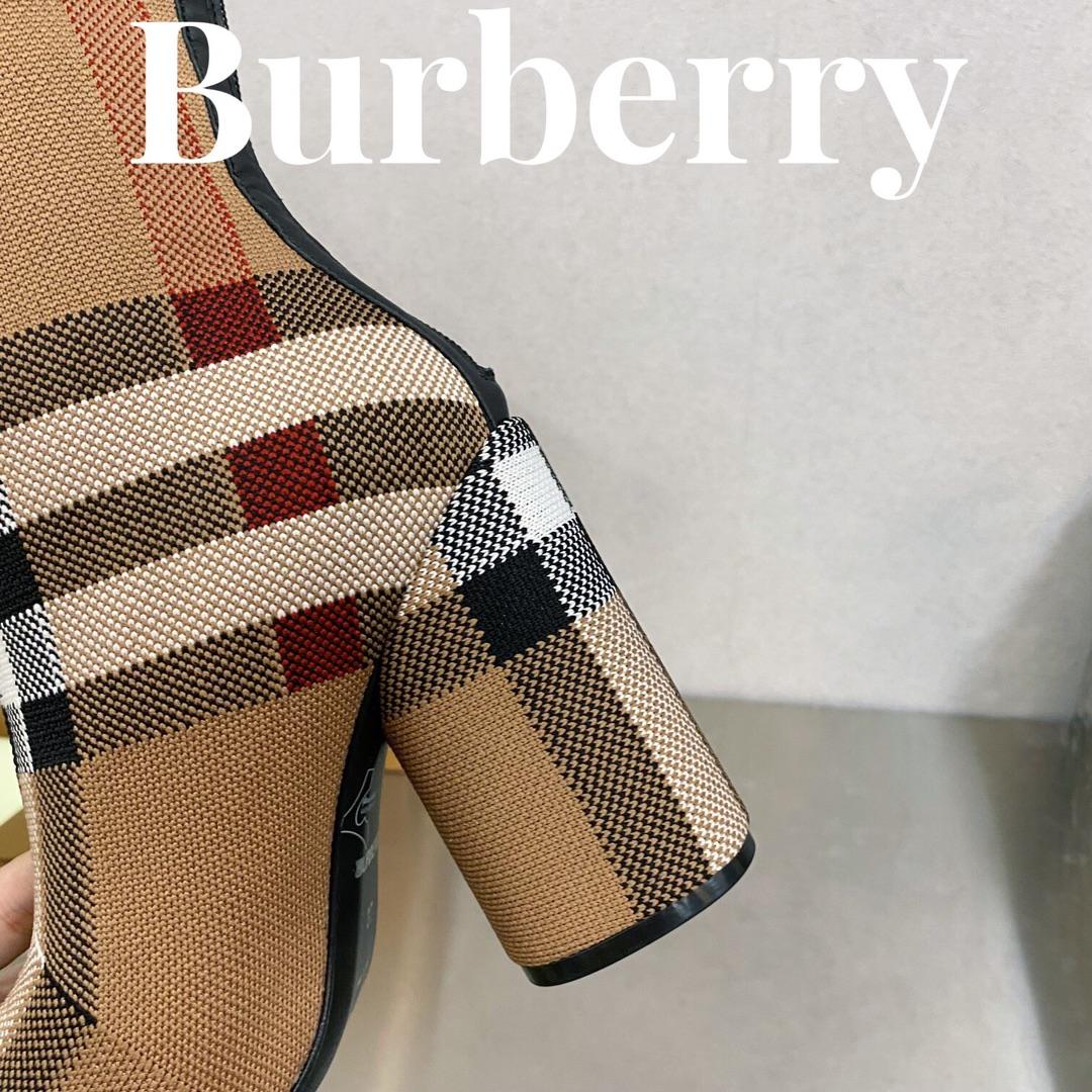 Burberry Knitted Check Sock Boots - everydesigner