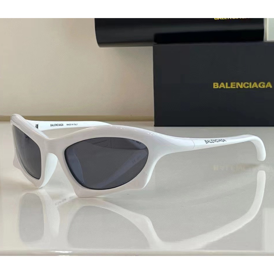 Balenciaga Sunglasses      - everydesigner