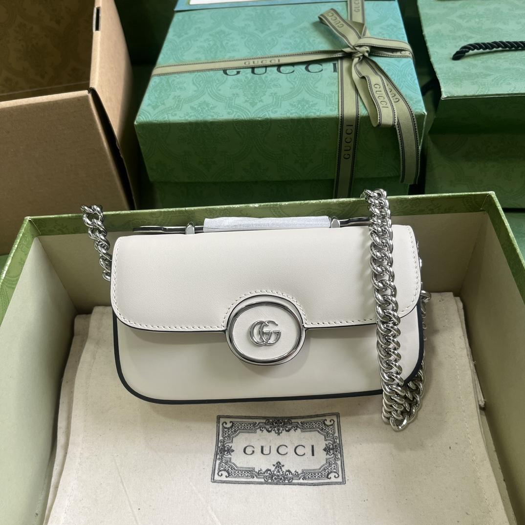 Gucci Petite GG Super Mini Bag (10x 18.5x 4cm) - everydesigner