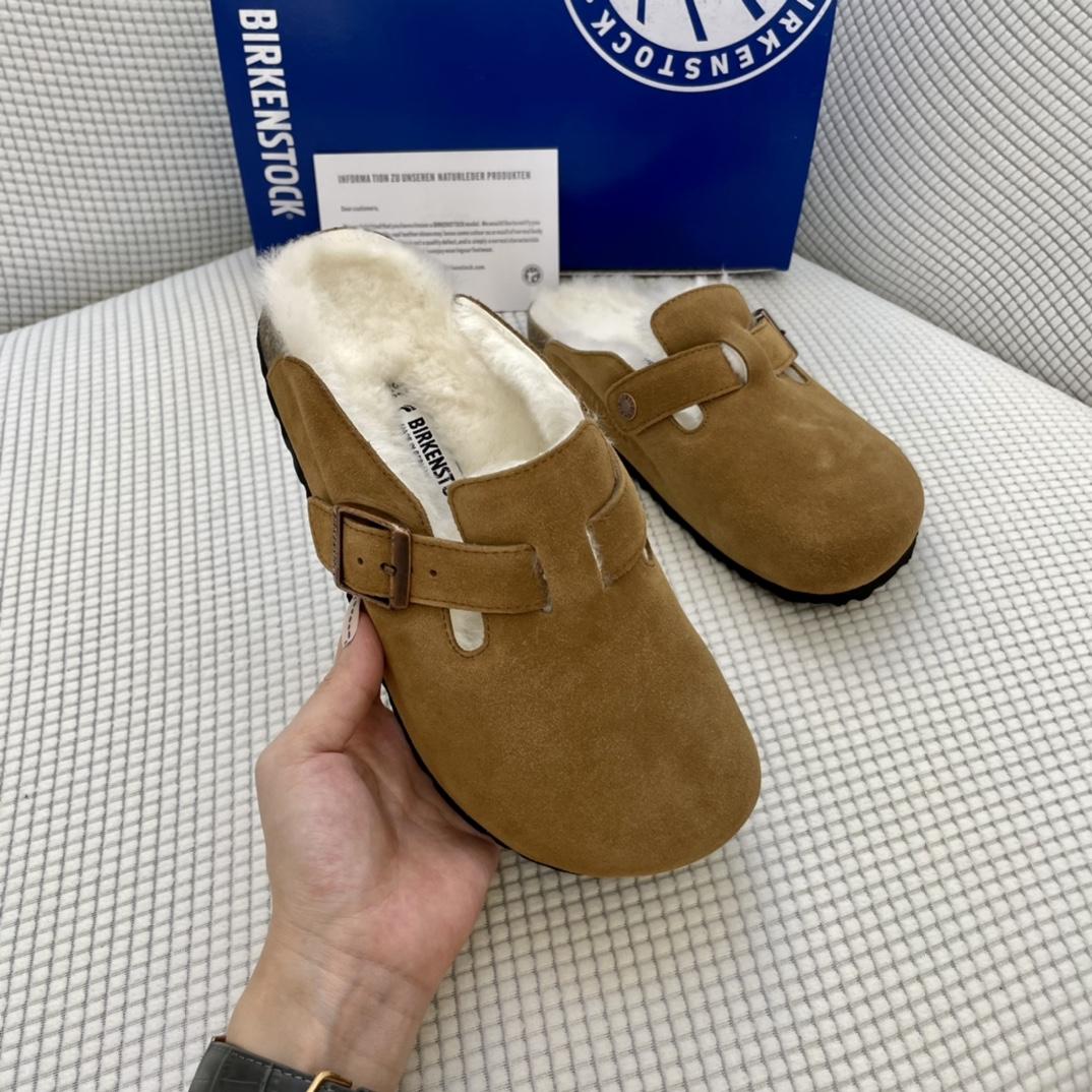 Birkenstock Suede Boston Clogs in Shearling - everydesigner