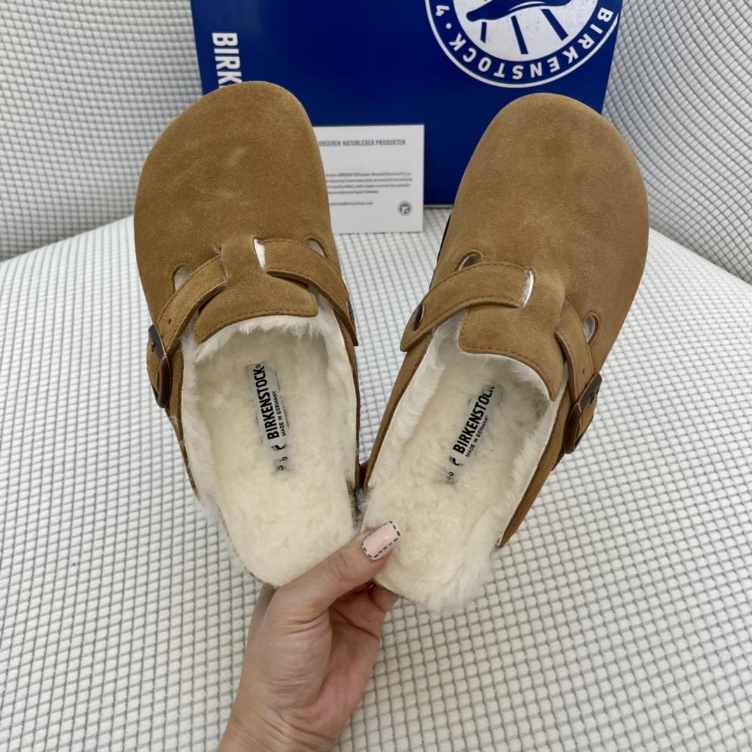 Birkenstock Suede Boston Clogs in Shearling - everydesigner