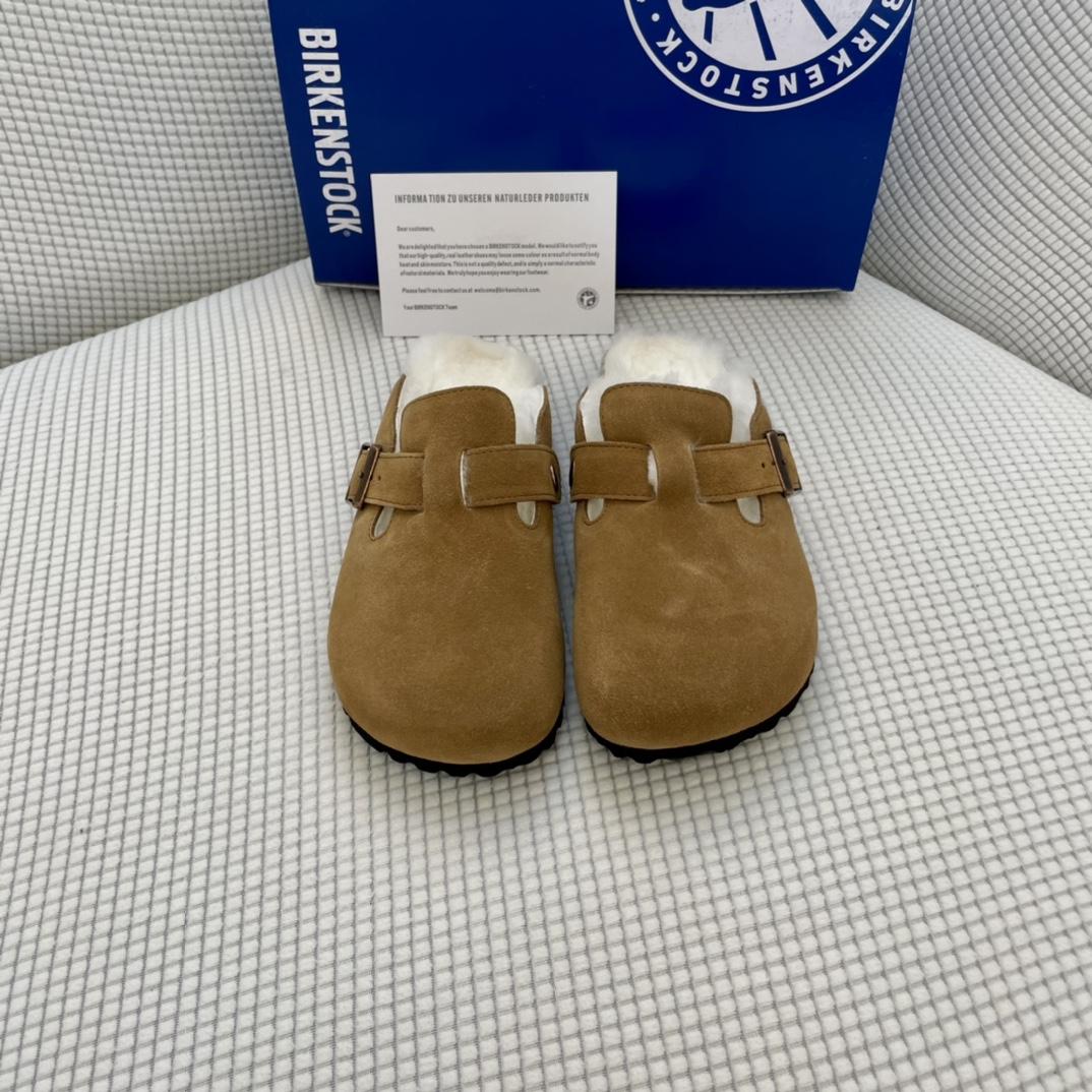 Birkenstock Suede Boston Clogs in Shearling - everydesigner