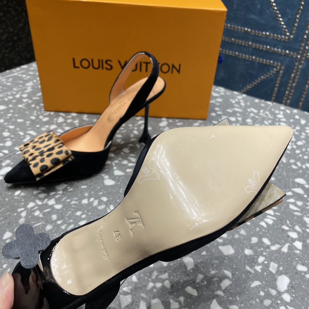 Louis Vuitton Blossom Slingback Pump - everydesigner