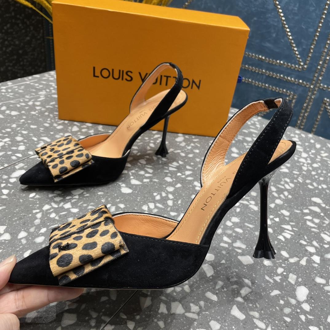 Louis Vuitton Blossom Slingback Pump - everydesigner