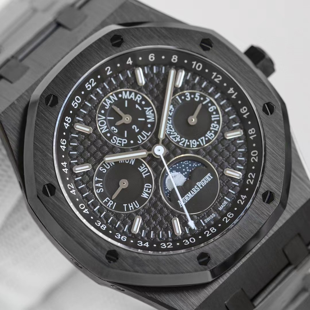 Audemars Piguet Royal Oak - everydesigner