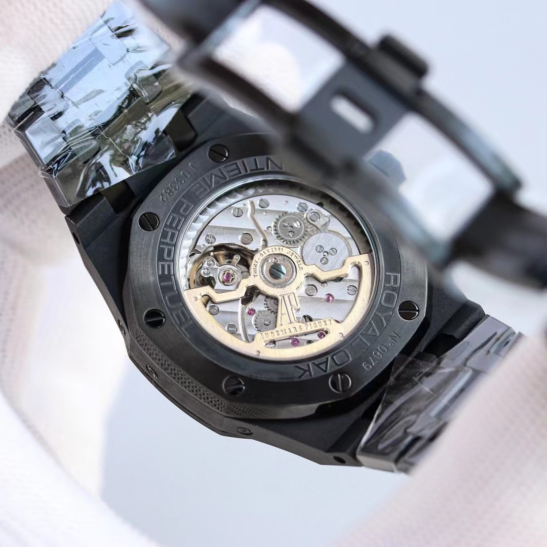 Audemars Piguet Royal Oak - everydesigner