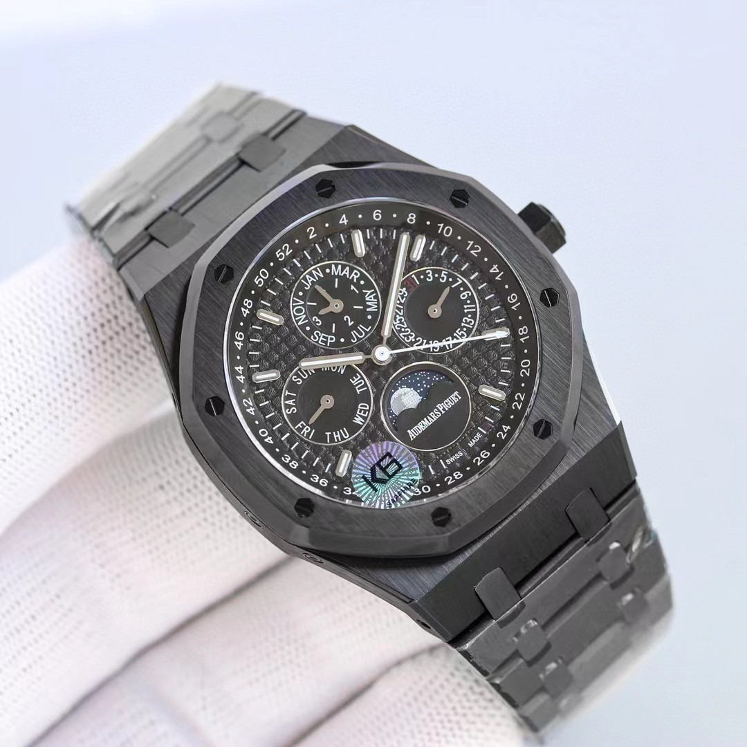 Audemars Piguet Royal Oak - everydesigner