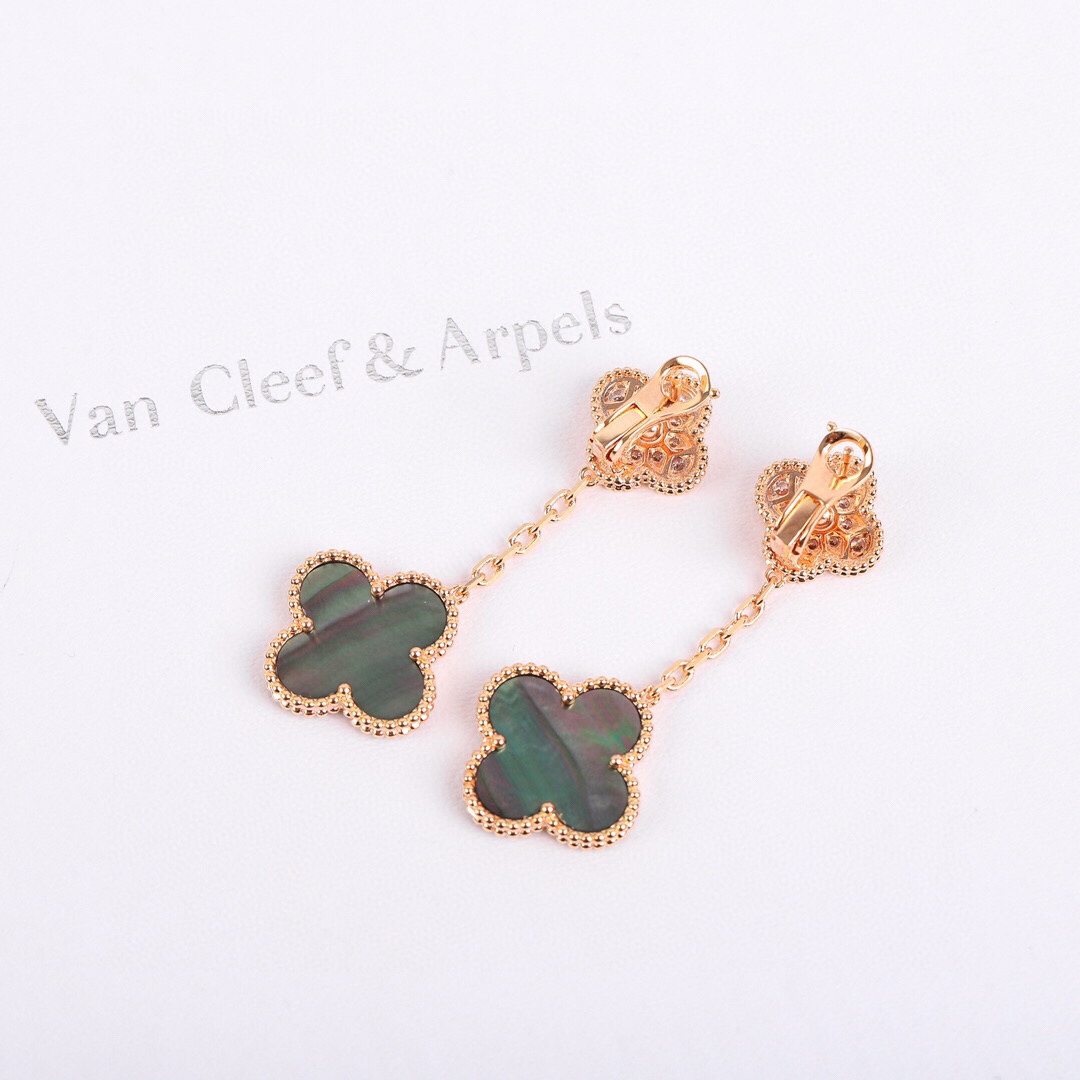 Van Cleef & Arpels Magic Alhambra Earrings, 2 Motifs - everydesigner