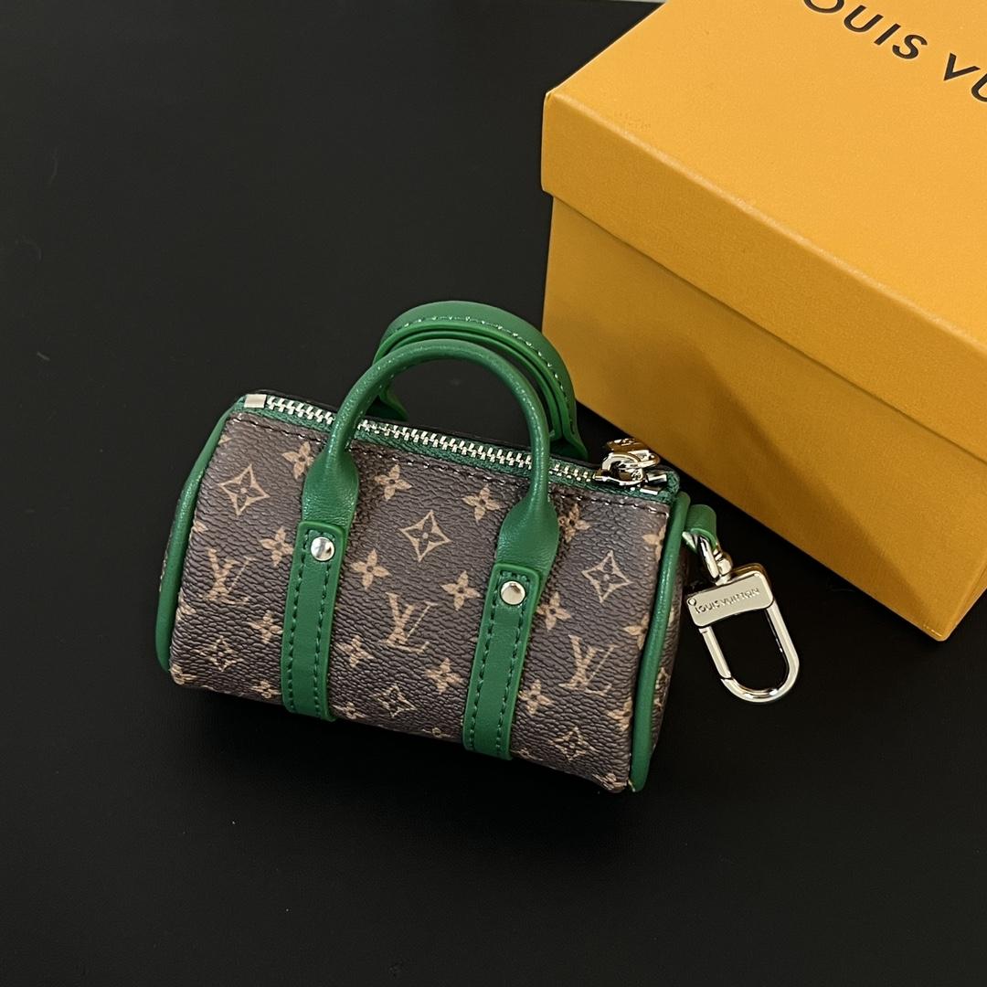 Louis Vuitton LV Colormania Mini Keepall Pouch   M01518 - everydesigner