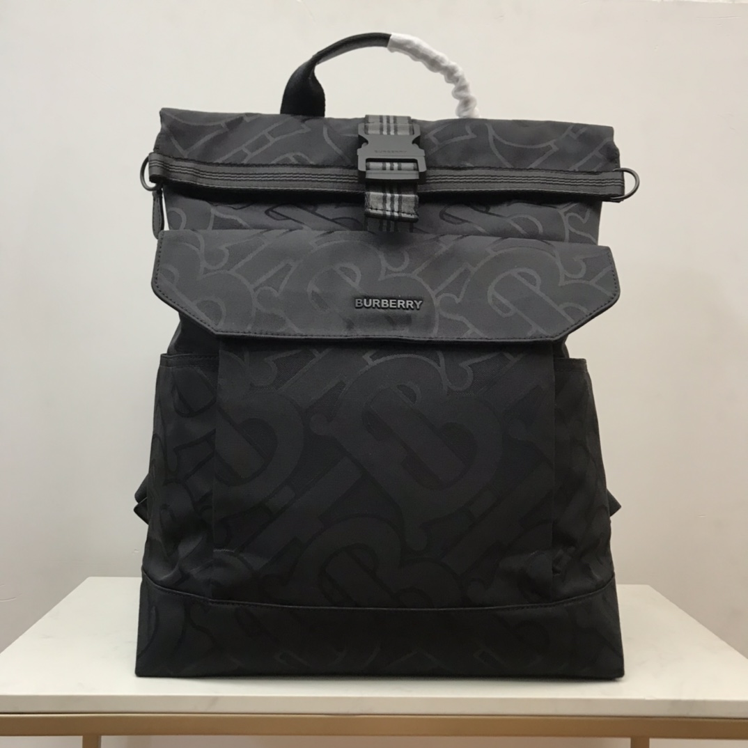 Burberry Orville Backpack - everydesigner