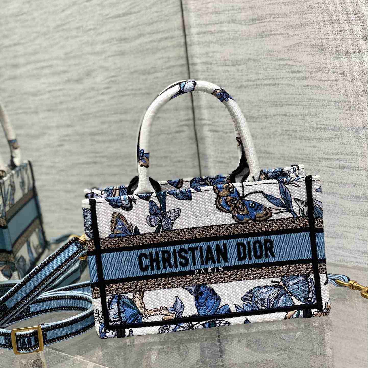 Dior Mini Dior Book Tote With Strap - everydesigner