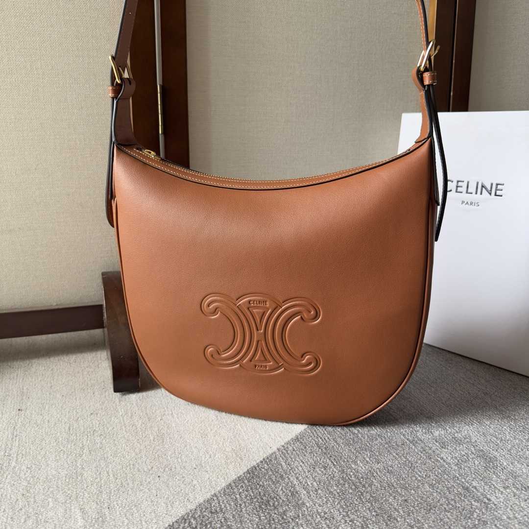 Celine Heloise Bag In Supple Calfskin - everydesigner