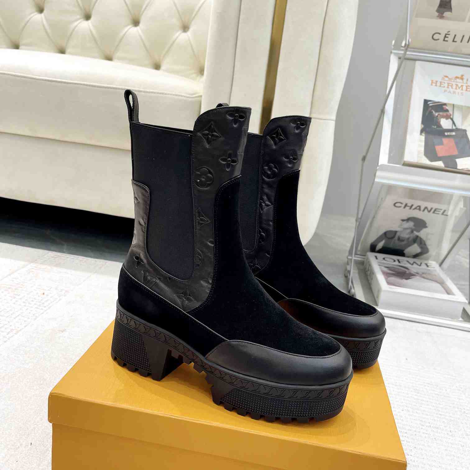 Louis Vuitton Laureate Platform Chelsea Boot - everydesigner