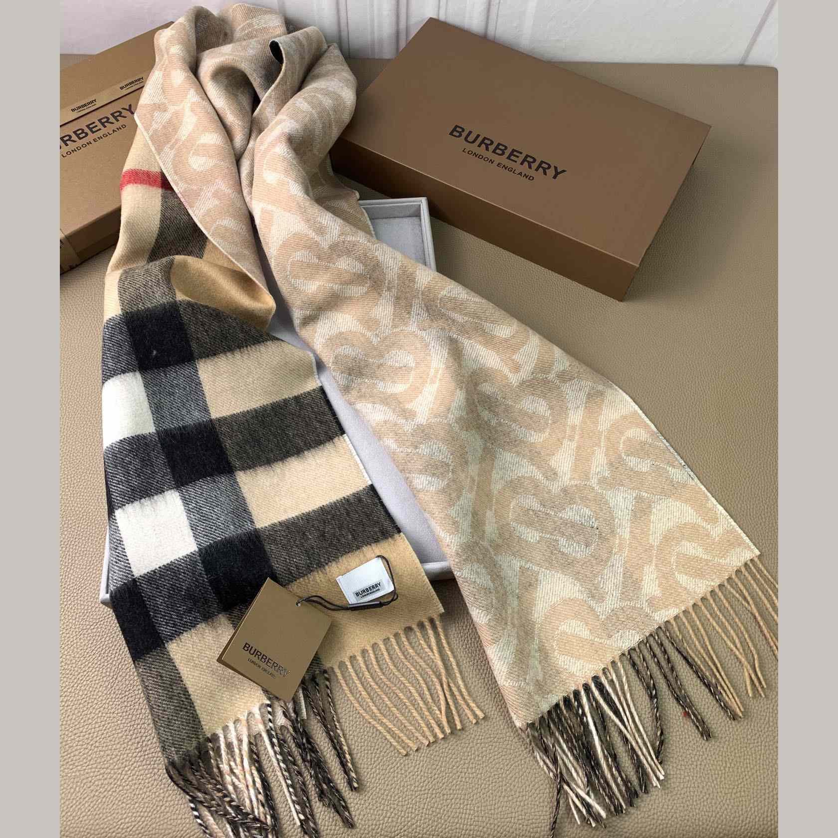 Burberry Check Cashmere Reversible Scarf - everydesigner