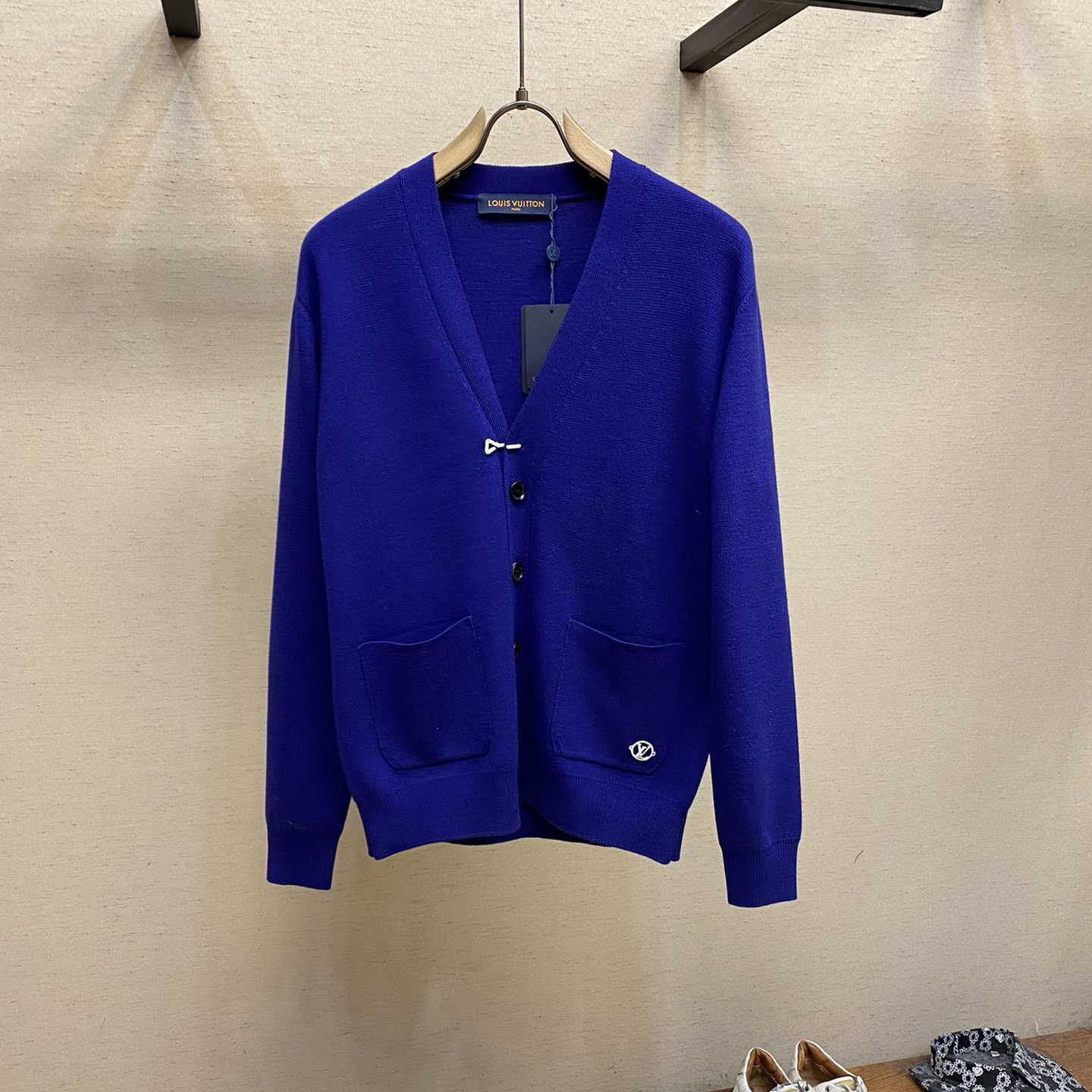 Louis Vuitton Cardigan - everydesigner