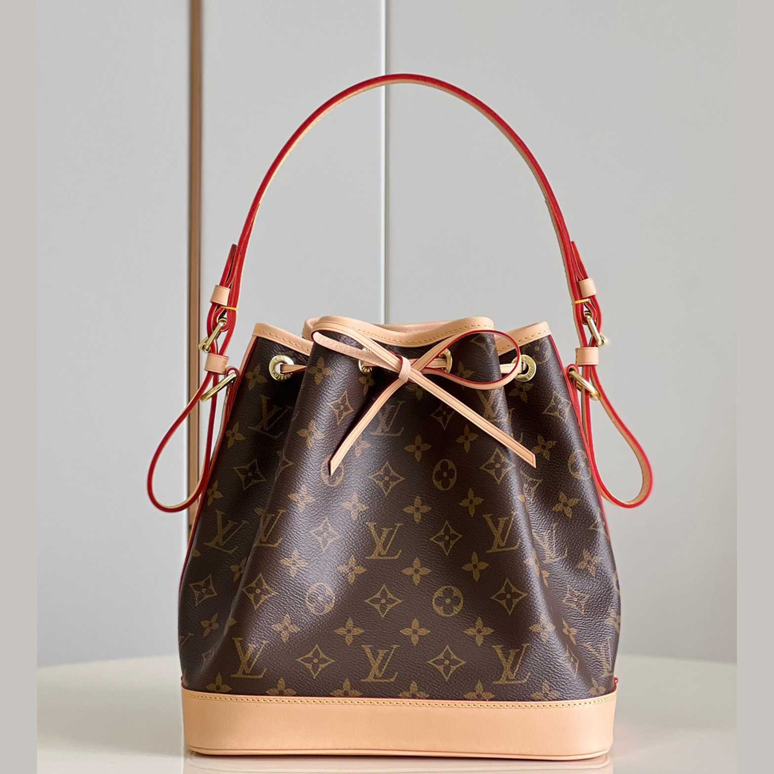 Louis Vuitton Petit Noé (27×27×21cm)   M40818 - everydesigner