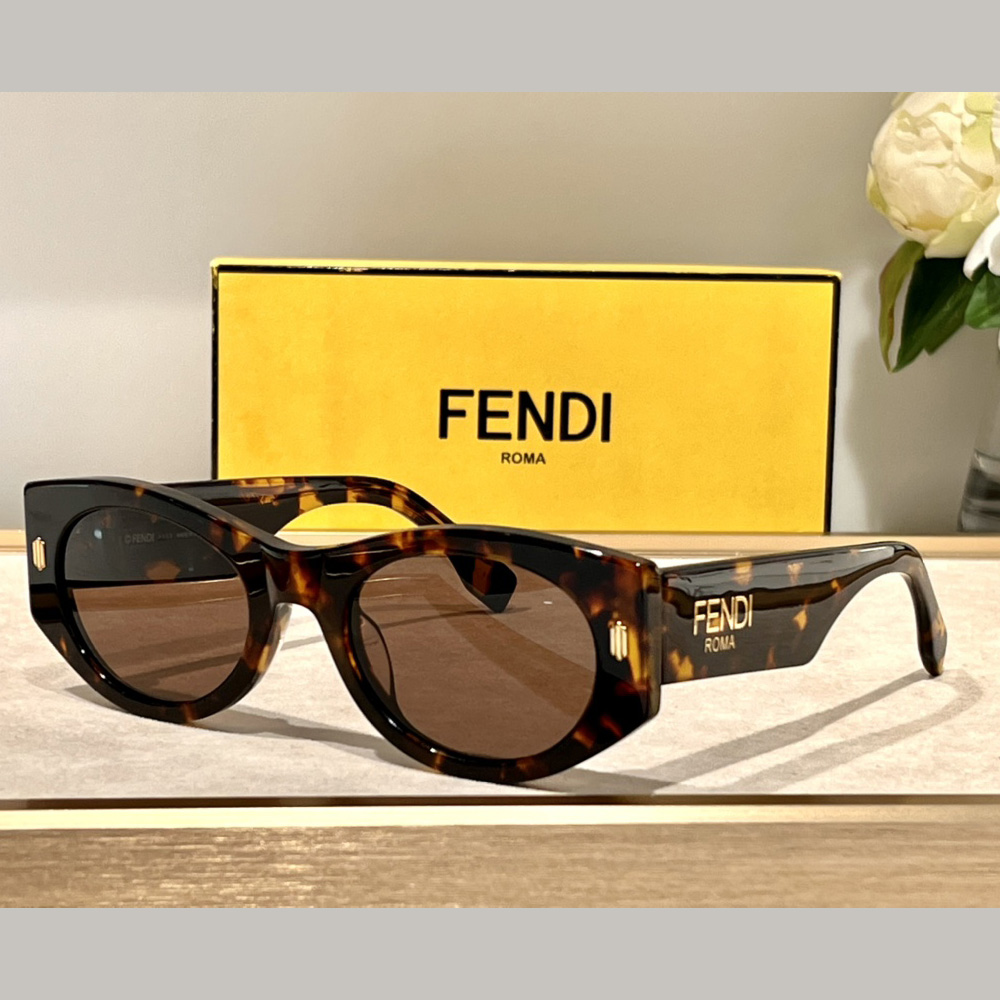 Fendi Roma Havana Acetate Sunglasses   FE40125F  - everydesigner