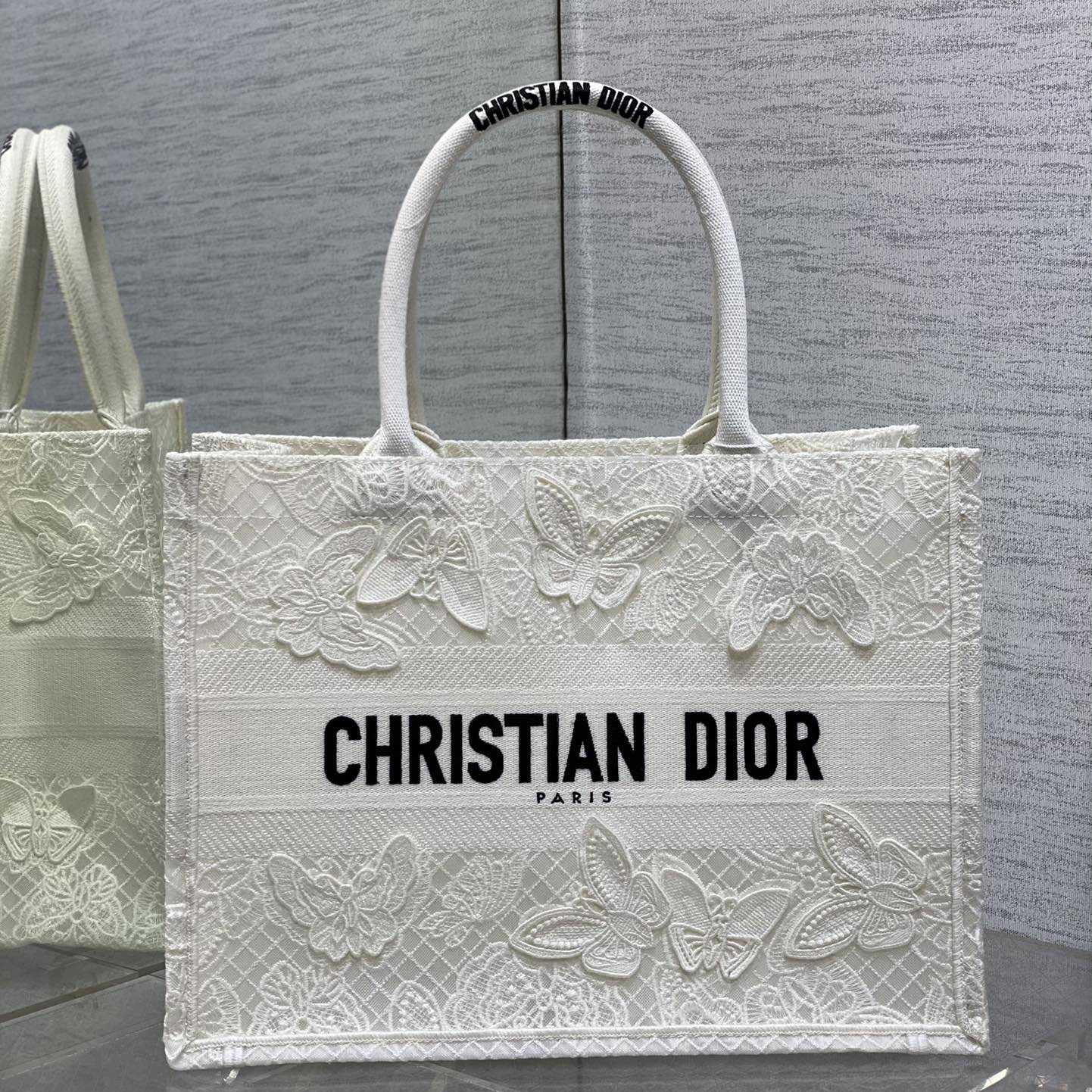 Dior Medium Dior Book Tote - everydesigner