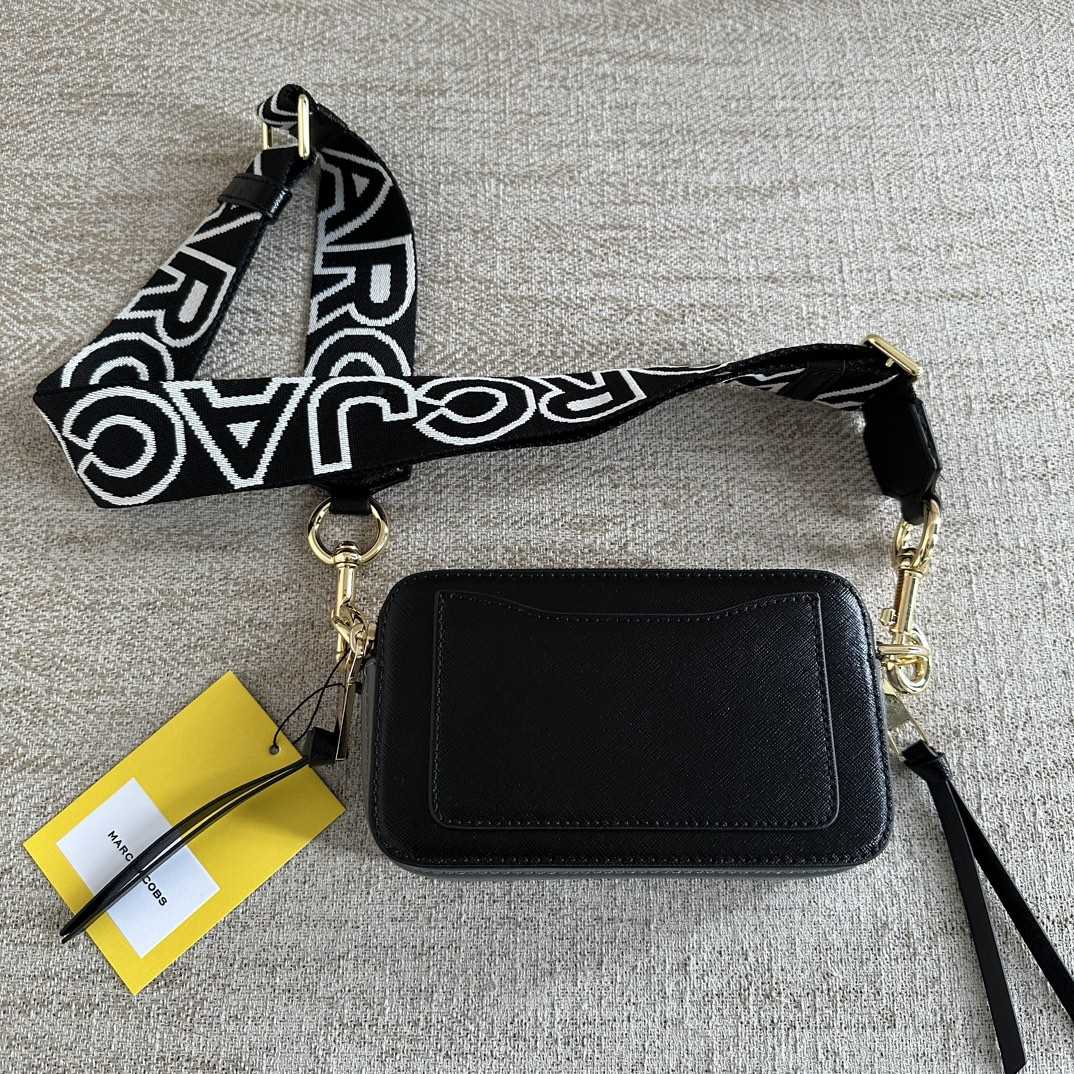 Marc Jacobs Snapshot Small Camera Bag (18/11/6cm) - everydesigner