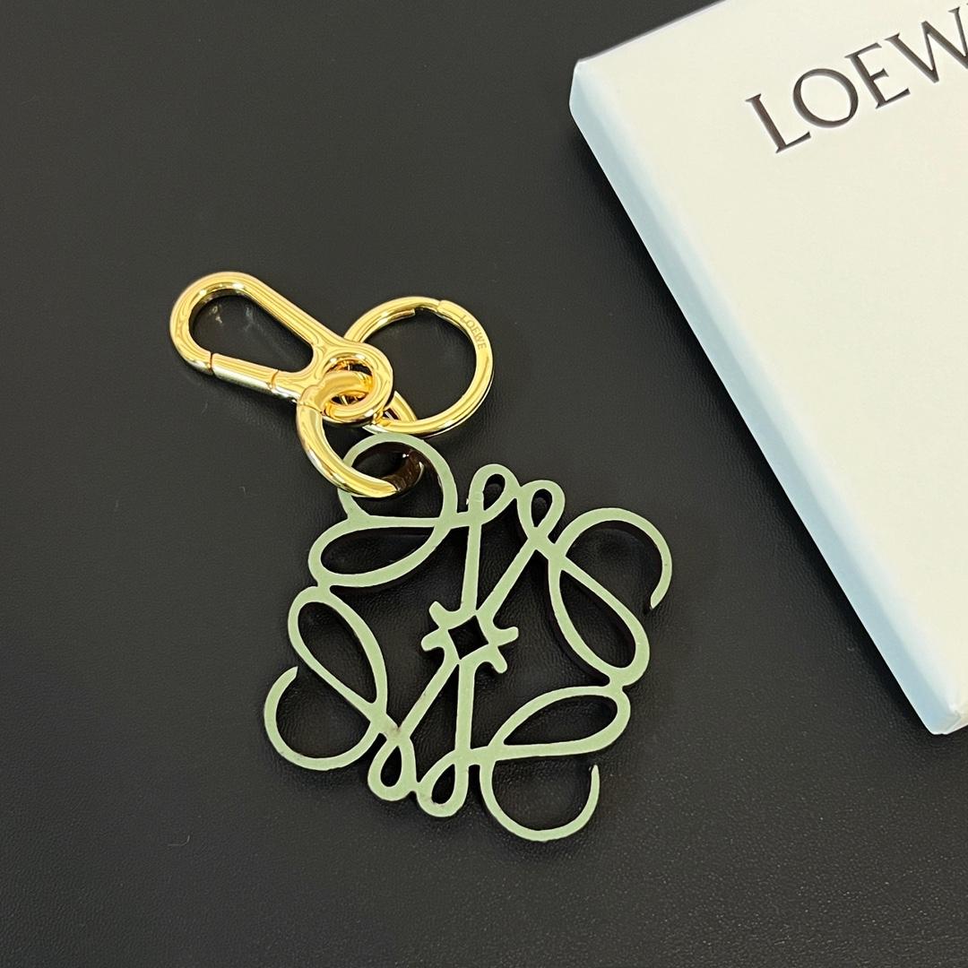 Loewe Anagram Charm In Calfskin - everydesigner