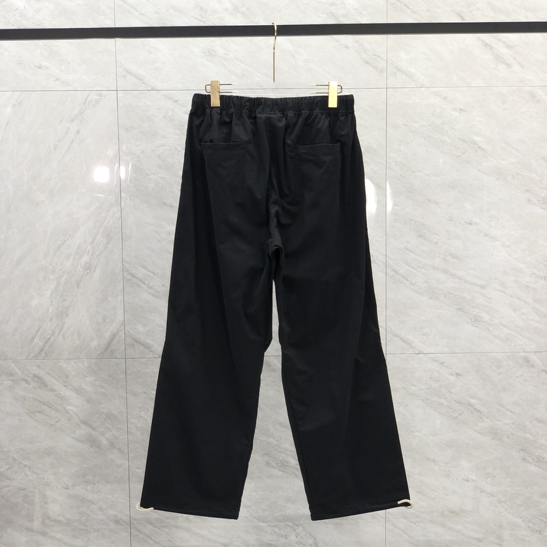 Fear of God Essentials Relaxed Trouser - everydesigner