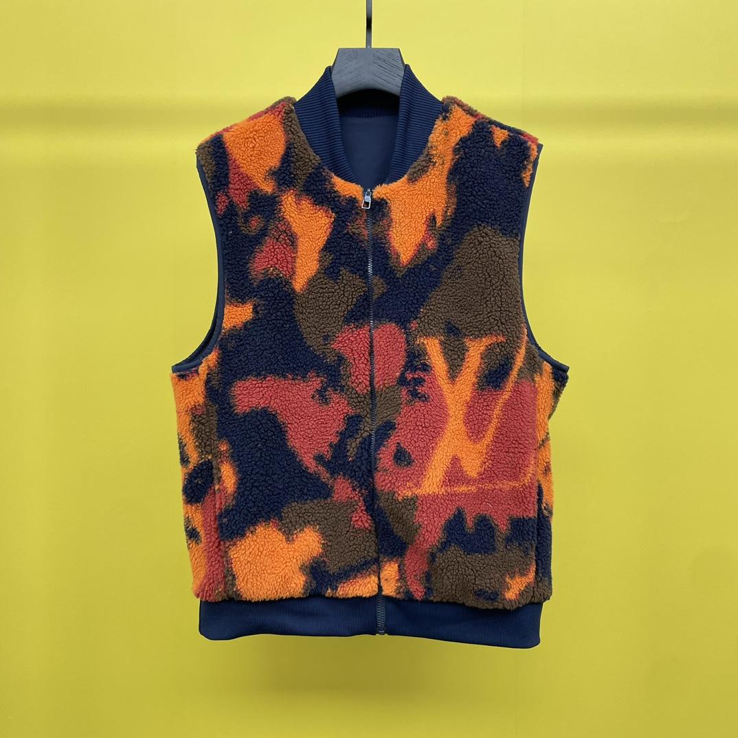 Louis Vuitton Reversible Fleece Gilet - everydesigner