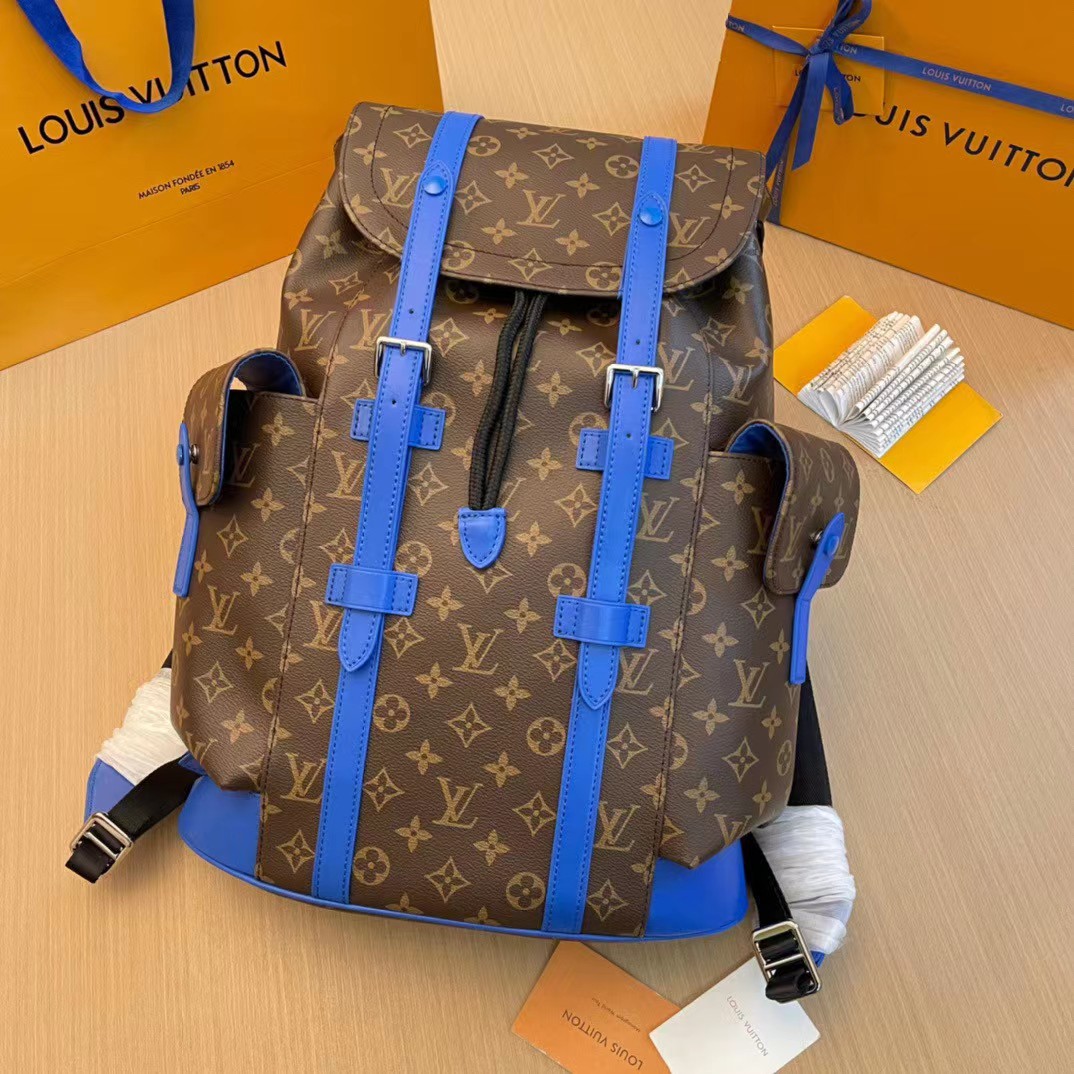 Louis Vuitton Christopher MM    M46813 - everydesigner