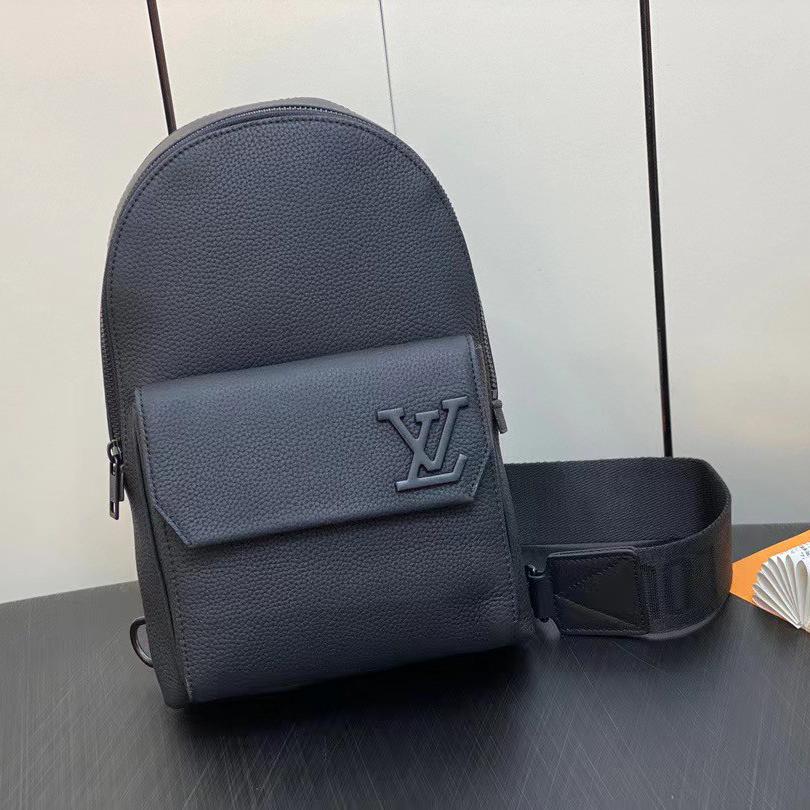 Louis Vuitton Pilot Slingbag     M23736 - everydesigner