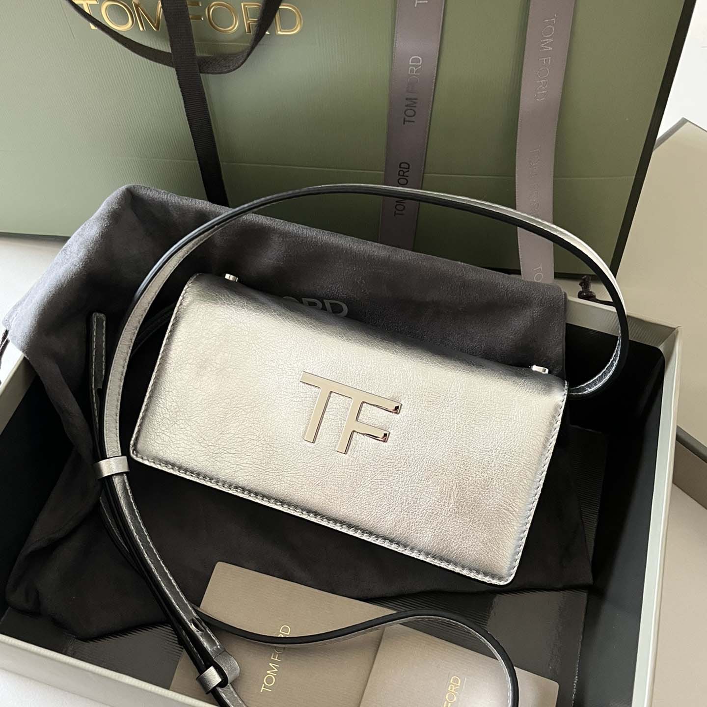 Tom Ford Leather TF Bag    18*9*3cm - everydesigner