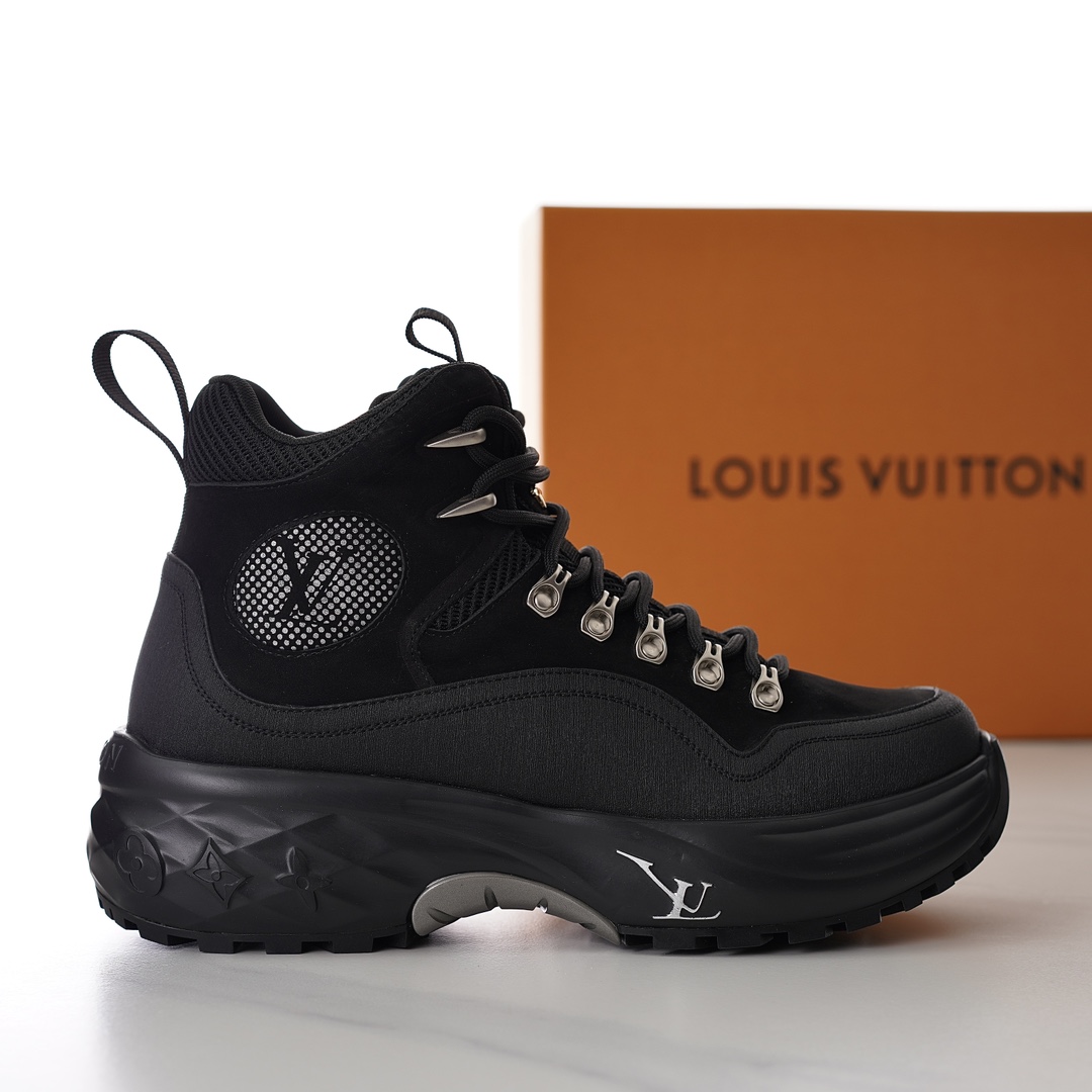 Louis Vuitton LV Discovery Ankle Boot   - everydesigner