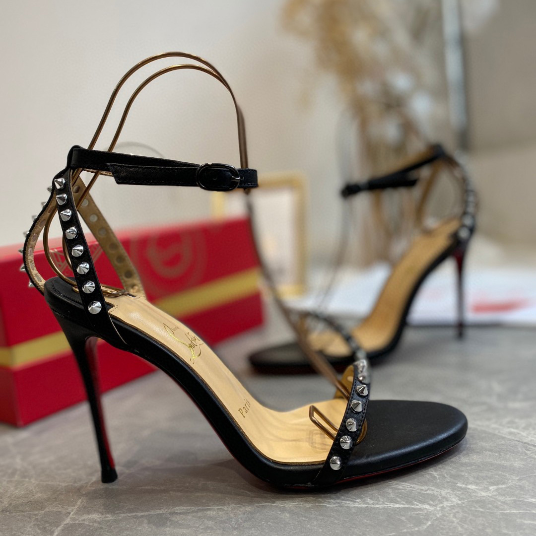 Christian Louboutin Sandals - everydesigner