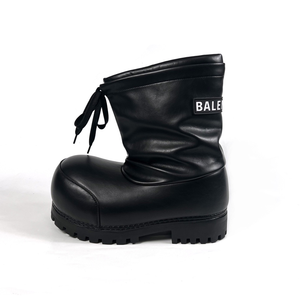 Balenciaga Alaska High Boot In Black - everydesigner