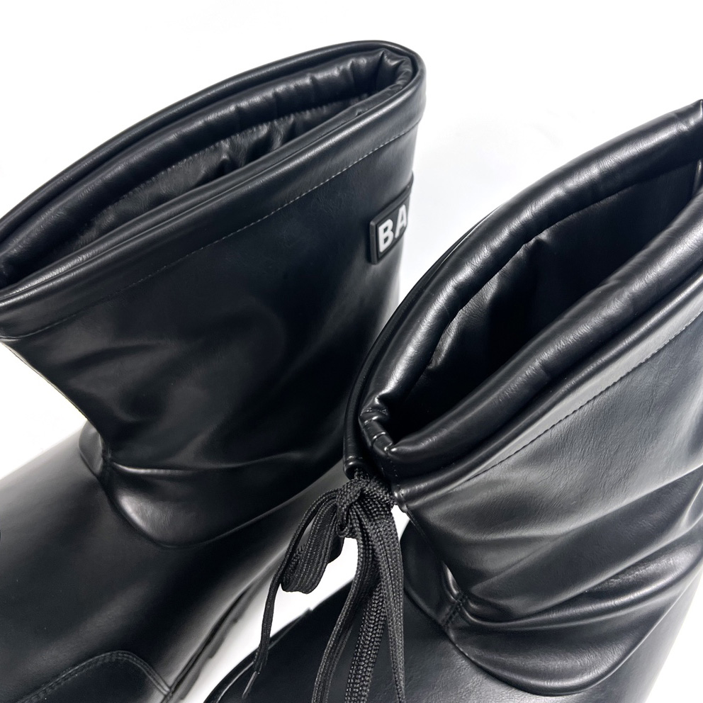 Balenciaga Alaska High Boot In Black - everydesigner